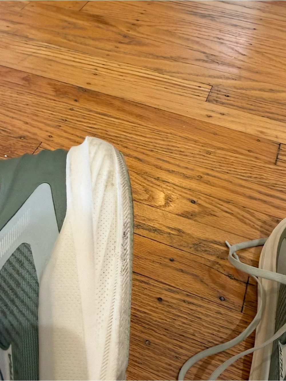 Altra Green Torin 8